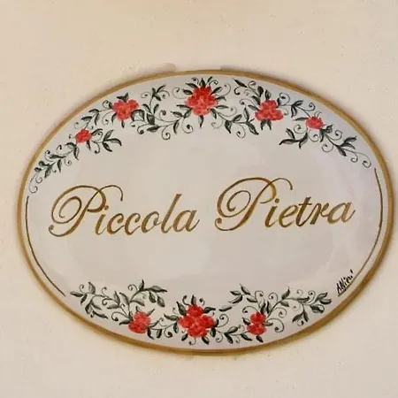 Piccola Pietra